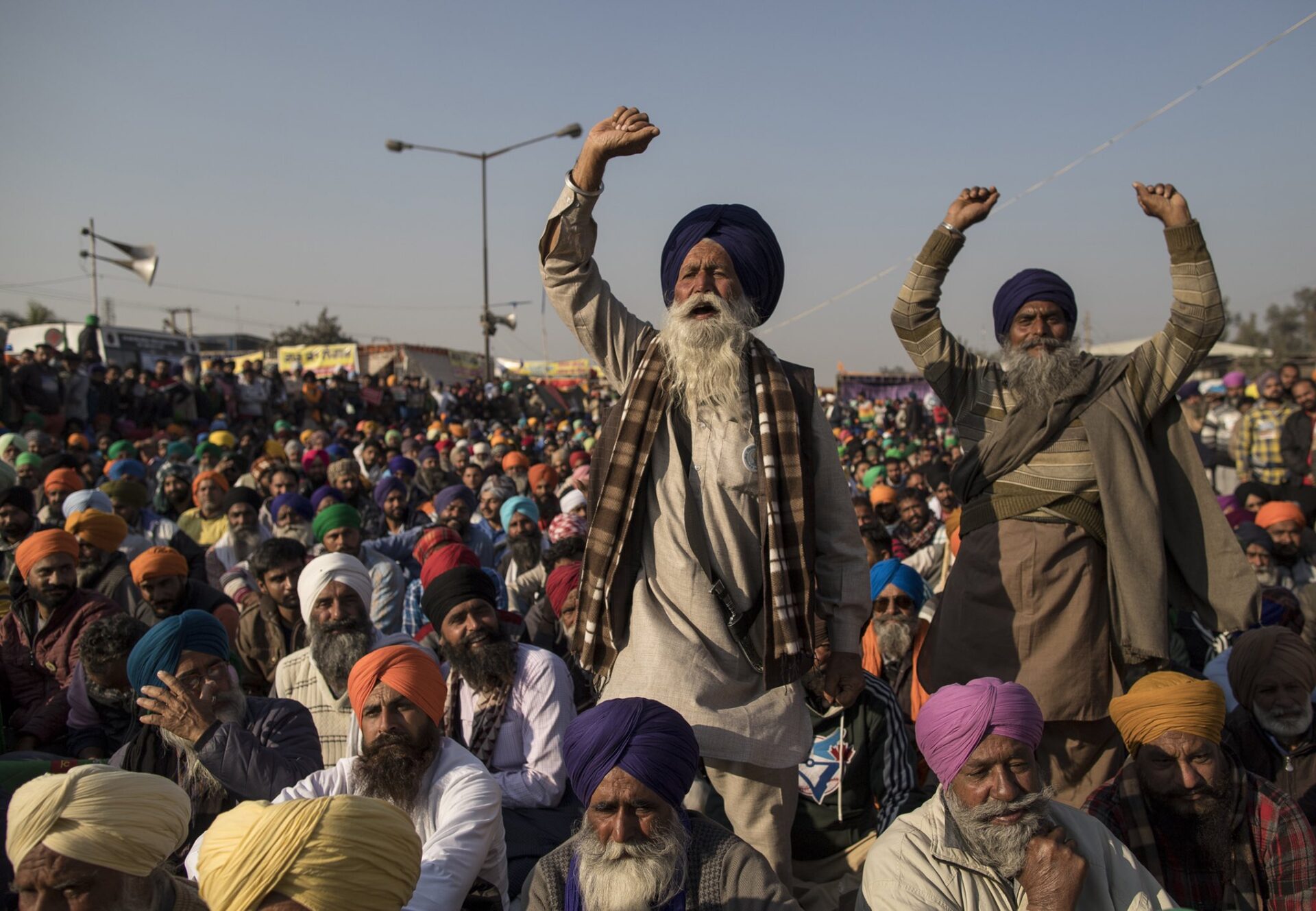 चुनावों में नुक़सान की आशंका सहित पाँच कारणों से वापस हए कृषि क़ानून