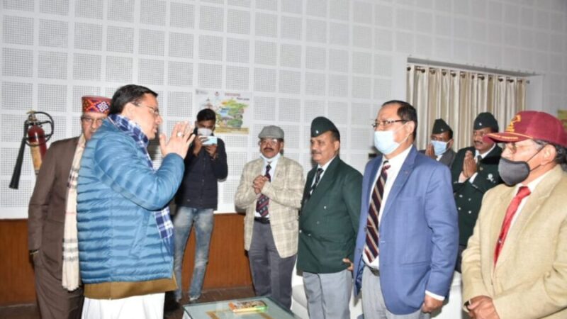 विजय दिवस कार्यक्रम में बोले सीएम धामी,सैनिक पुत्र को मुख्यमंत्री बनाना लोकतंत्र की महानता