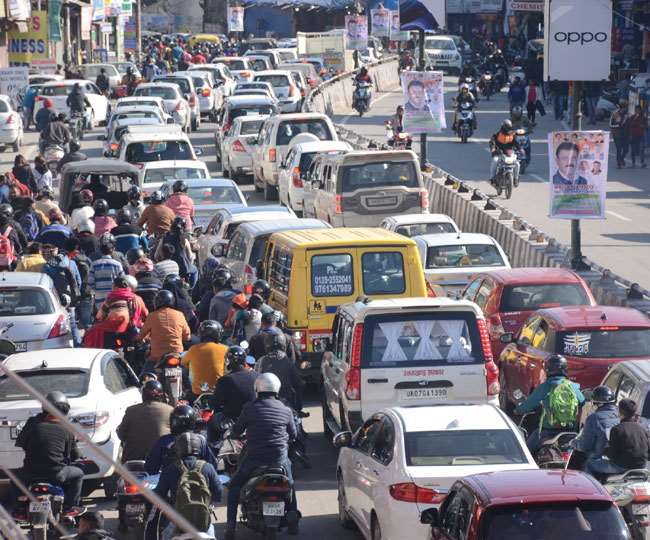 यातायात को नियंत्रित करने के लिए यातायात पुलिस की वालंटियर स्कीम तैयार