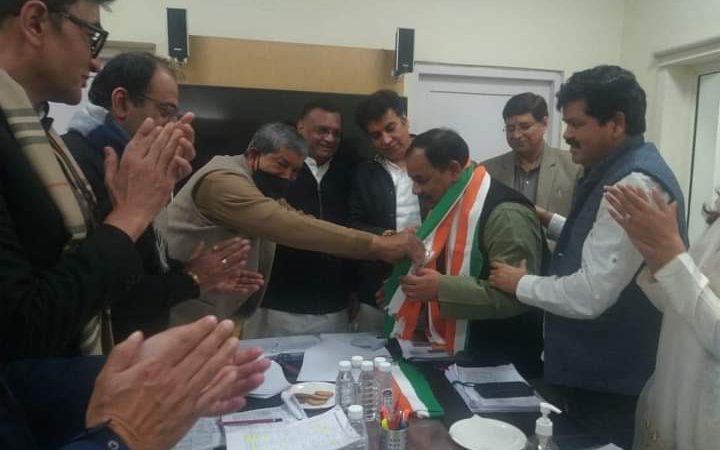 हरक सिंह हुए कांग्रेस में शामिल