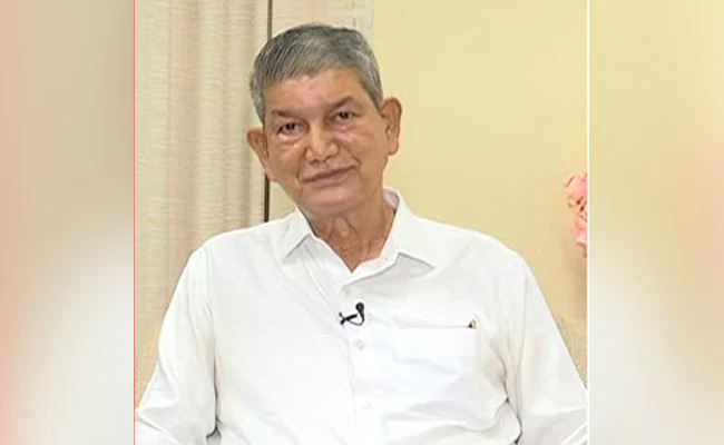 मुस्लिम यूनिवर्सिटी विवाद को लेकर हरीश रावत ने फेसबुक में शेयर किया पोस्ट, कही ये बात