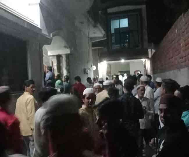 ईंट बनाने के लिए खोदे गए गड्ढे में डूबकर दो सगे भाइयों समेत तीन की मौत