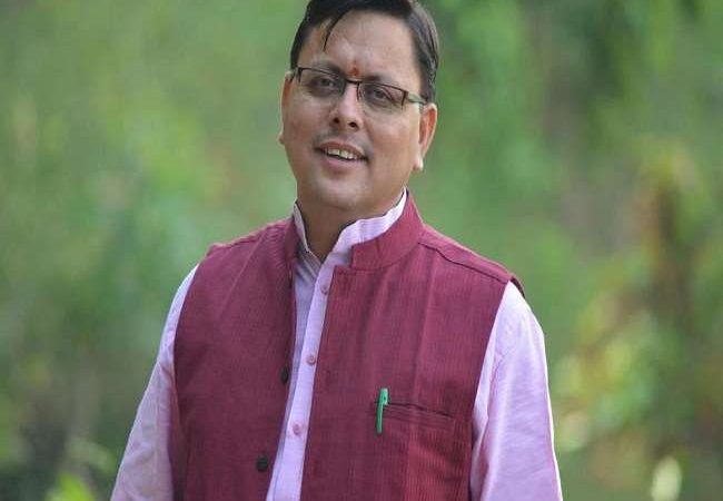 लोकतंत्र के चौथे स्तम्भ के रूप में महत्वपूर्ण भूमिका निभा रही है पत्रकारिता: सीएम धामी