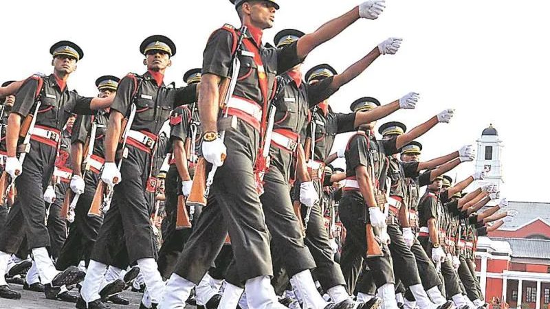 IMA पासिंग आउट परेड: 288 युवा अफसर तन, मन और देश के प्रति समर्पण की शपथ लेकर सेना में हुए शमिल