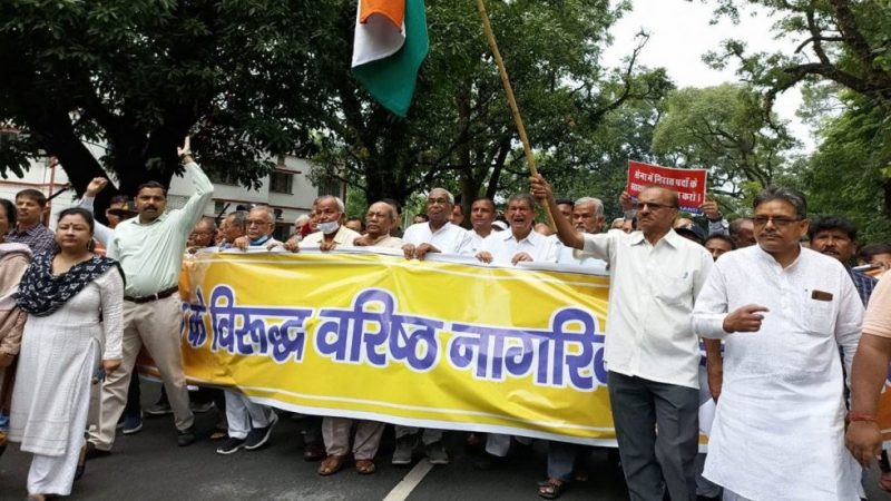 केंद्र सरकार को तत्काल युवा और राष्ट्र विरोधी अग्निपथ योजना को वापस लेना चाहिए : हरीश रावत