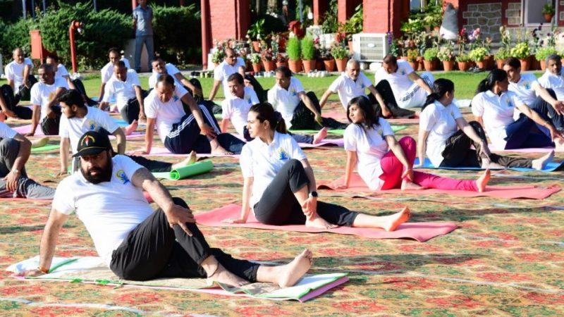 अन्तर्राष्ट्रीय योग दिवस पर बोले राज्यपाल. योग, हमारी सोच, हमारे विचार और क्रिया में सकारात्मक बदलाव लाता है