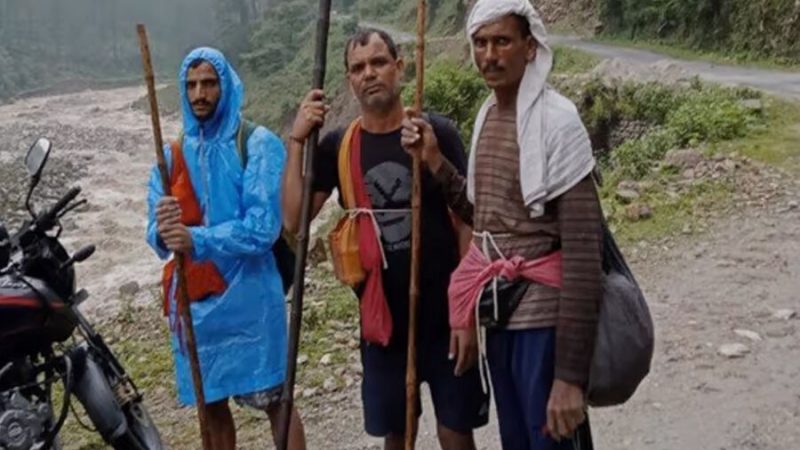 बूढ़ाकेदार में भारी बारिश ने मचाई तबाही, रात भर जंगल में फसे रहे कांवड़ यात्री
