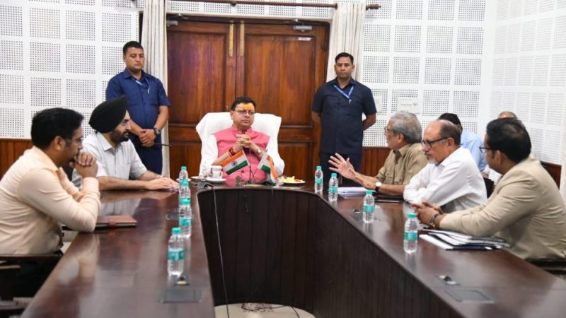 मुख्यमंत्री से हरियाणा गर्वेनेस रिफार्म अथोरिटी के चेयरमैन ने की भेंट