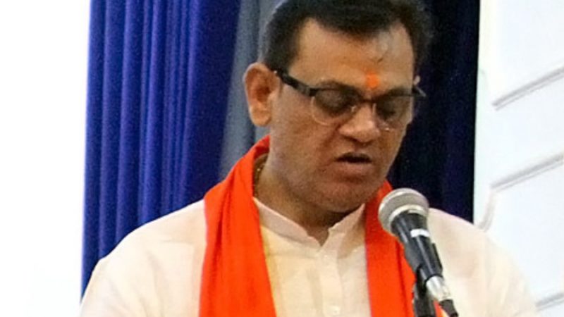 अधिकारी कुछ नहीं दे सकते तो मांगने पर सूचना तो दे सकते है: दिनेश खटीक