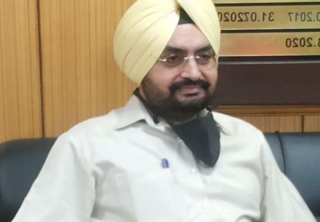 मुख्य सचिव ने टेलीमेडिसिन सेवाओं के सम्बन्ध में की बैठक