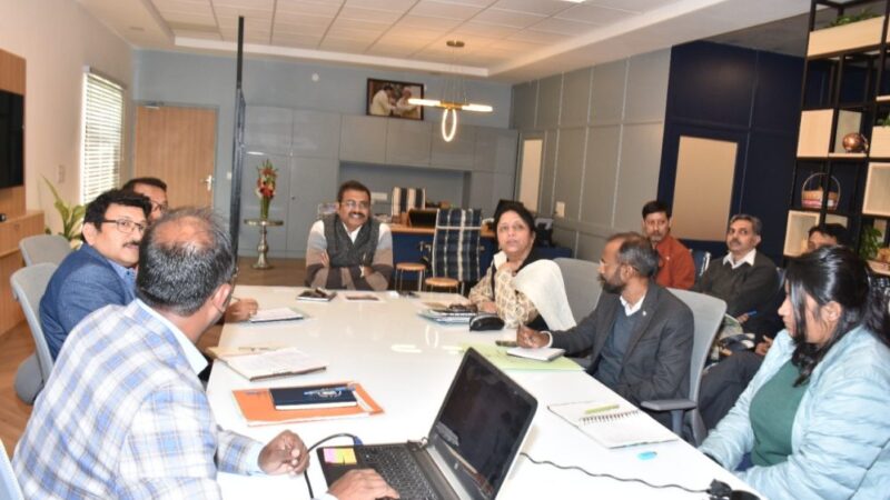 अपर मुख्य सचिव ने राज्य में मानव-वन्यजीव संघर्ष को नियंत्रित करने के को लेकर की बैठक