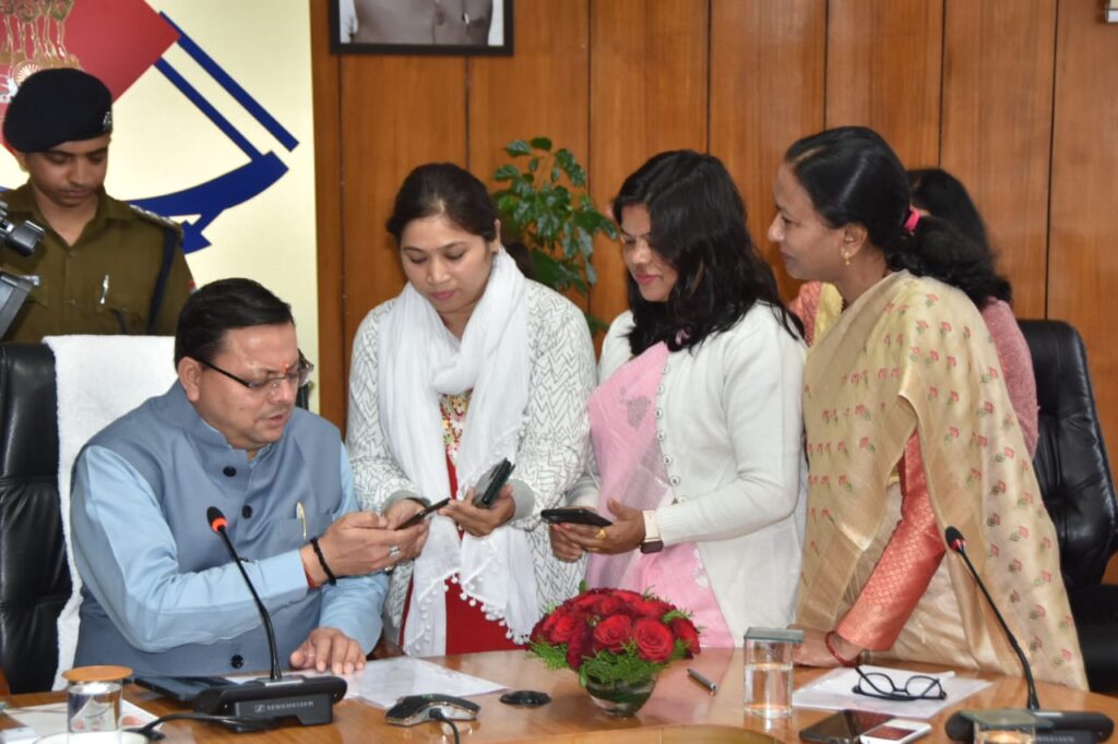 सीएम धामी ने उत्तराखंड पुलिस एप का किया शुभारंभ