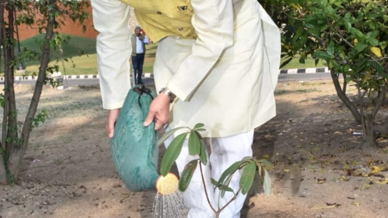 मुख्यमंत्री और विधानसभा अध्यक्ष ने राज्य आंदोलनकारियों को दी श्रद्धांजलि