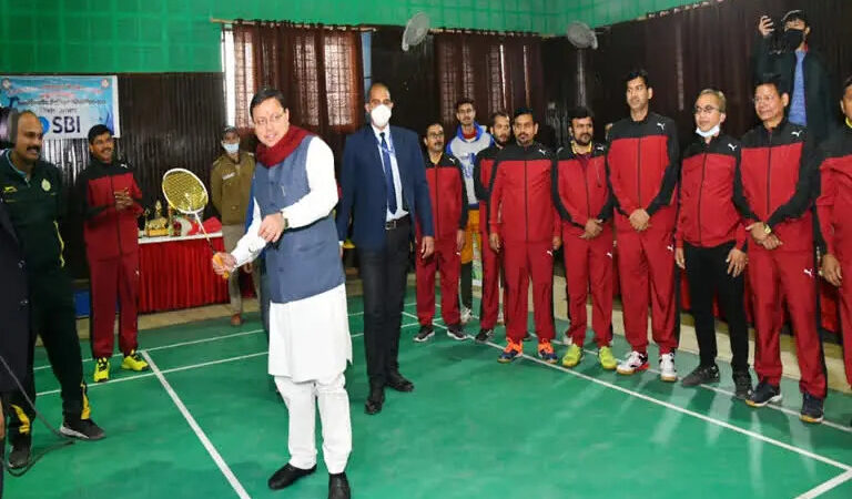 मुख्यमंत्री धामी ने किया बैडमिंटन प्रतियोगिता का शुभारंभ, 25 टीमें करेगी प्रतिभाग