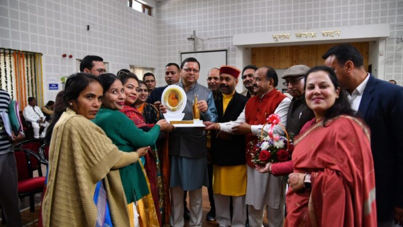 एमकेपी कॉलेज सोसाइटी ने की मुख्यमंत्री से भेंट