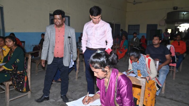 मुख्य विकास अधिकारी ने होने वाली परीक्षाओं की पारदर्शिता को लेकर किया औचक निरीक्षण