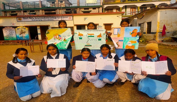 रुद्रप्रयाग : स्वीप के तहत जिले के स्कूल- कॉलेजों में लोकसभा चुनाव में शत प्रतिशत मतदान के लिए चल रहा है लगातार जागरूकता अभियान