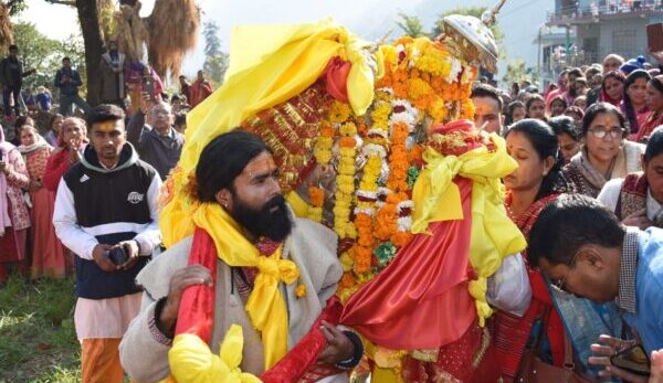 चमोली : पूजा अर्चना के साथ शुरू हुआ दो दिवसीय दत्तात्रेय सती मां अनसूया मेला