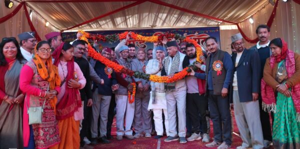 उत्तराखंड : पर्वतीय क्षेत्रों में होने वाले मेलों में स्थानीय कलाकारों व स्थानीय उत्पादों को मिलना चाहिए बढ़ावा – भट्ट