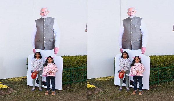 इन्वेस्टर्स समिट के एक्ज़ीबिशन एरिया में रविवार की बड़ी संख्या में पहुँचे स्कूली छात्रों और आम जनता, मुख्यमंत्री पुष्कर सिंह धामी के निर्देश पर सोमवार को भी खुला रहेगा उत्तराखण्ड ग्लोबल इन्वेस्टर्स समिट के आयोजन स्थल पर एग्जीबिशन एरिया