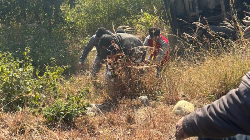 उत्तरकाशी : कुमारड़ा के पास डम्पर हुआ दुर्घटनाग्रस्त, SDRF ने डम्पर के नीचे दबे चालक को रेस्क्यू कर पहुँचाया अस्पताल
