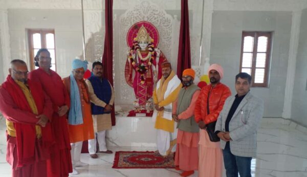 गुरुदेव अलवर वाले बाबा जी ने अपने तपोबल से किया भक्तों का कल्याण – श्री महंत श्यामसुंदर दास जी महाराज
