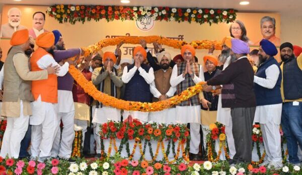 तराई को आबाद करने में सिख समाज का है बड़ा योगदान – मुख्यमंत्री पुष्कर सिंह धामी