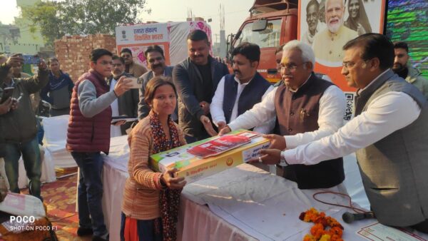 आस पड़ोस के लोगों को बताएं सरकारी संकल्प यात्रा में मिल रहे लाभ के बारे में – विधायक मदन कौशिक  