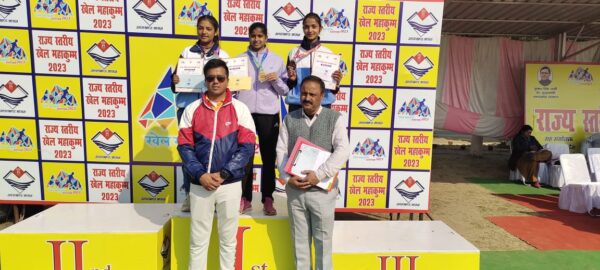 हरिद्वार : राज्य स्तरीय खेल महाकुम्भ में विजेता प्रतिभागियों को मेडल, प्रमाण पत्र एवं नगद पुरस्कार से किया सम्मानित