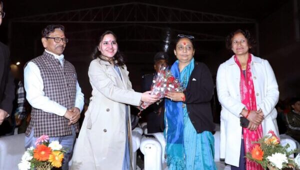 नवयुग पब्लिक स्कूल में धूमधाम से मनाया 21वां वार्षिकोत्सव