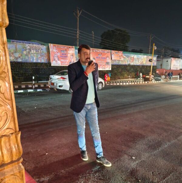 देहरादून : क्रिसमस पर जाम हुई सड़कें तो एसएसपी अजय सिंह ने खुद संभाला मोर्चा