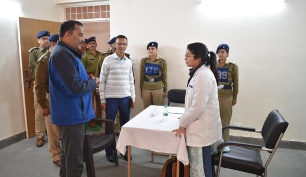 पुलिस महानिरीक्षक कृष्ण कुमार वीके ने महन्त इन्दिरेश अस्पताल के सहयोग से आयोजित एक दिवसीय चिकित्सा शिविर का किया उद्घाटन
