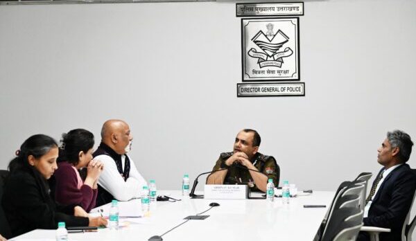 डीजीपी अभिनव कुमार ने की फायर सर्विस के कार्यों की समीक्षा, जनपदों में औद्योगिक इकाई सहित अन्य भवनों का आकस्मिक निरीक्षण कर उनका फायर सेफ्टी ऑडिट करने सहित दिए निर्देश