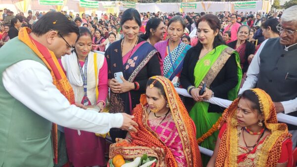 प्रधानमंत्री नरेन्द्र मोदी के आह्वान पर देशवासियों ने संभाली विकसित भारत संकल्प यात्रा की कमान – मुख्यमंत्री पुष्कर सिंह धामी