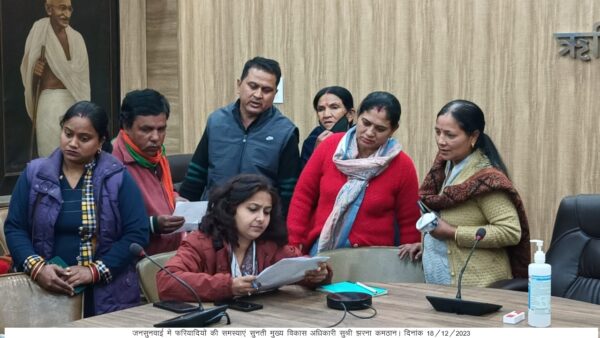 सीडीओ झरना कमठान ने सुनी जन समस्याएं, 112 शिकायतें हुई दर्ज, अधिकारियों को दिए आवश्यक दिशा निर्देश