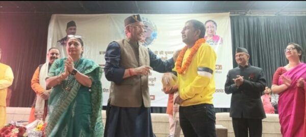 कोटद्वार : प्रथम सीडीएस जनरल विपिन रावत की पुण्य स्मृति में चिकित्सा व रक्तदान शिविर का आयोजन