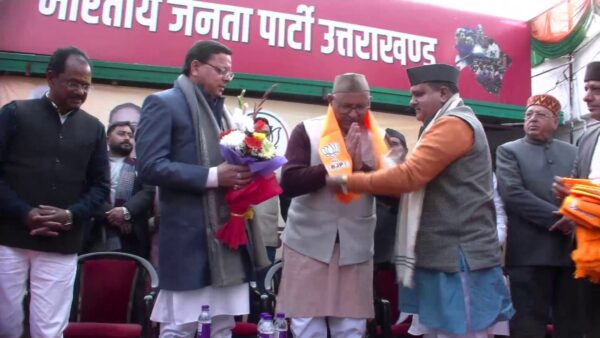 भाजपा ने मिशन 2024 किया शुरू, जोत सिंह बिष्ट समेत कई नेताओं ने थामा बीजेपी का दामन