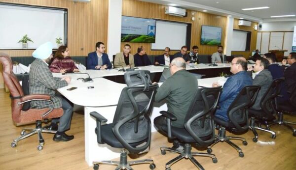 मुख्य सचिव डॉ. एसएस संधु ने की उत्तराखण्ड के स्थानीय उत्पादों को अंतर्रास्ट्रीय बाजार में पहचान दिलाने के लिए बनाए गए अम्ब्रेला ब्राण्ड ‘हाउस ऑफ हिमालयाज’ की प्रगति की समीक्षा, दिए निर्देश