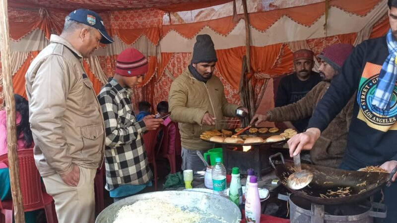 उत्तरकाशी पुलिस व बाल कल्याण समिति की संयुक्त टीम ने माघ मेले में चलाया चैकिंग अभियान
