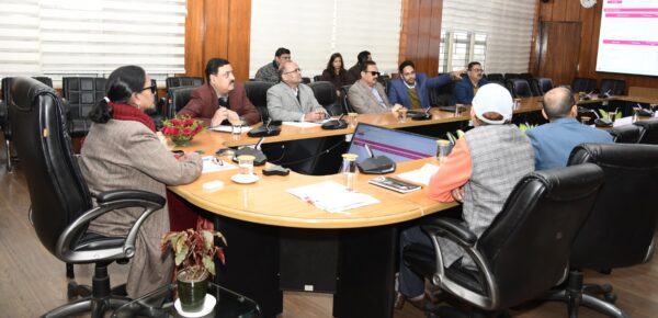 अपर मुख्य सचिव राधा रतूड़ी ने उत्तराखण्ड ग्लोबल इन्वेस्टर्स समिट में आवास विभाग से सम्बंधित एमओयू की ग्राउण्डिंग के सम्बन्ध में ली समीक्षा बैठक