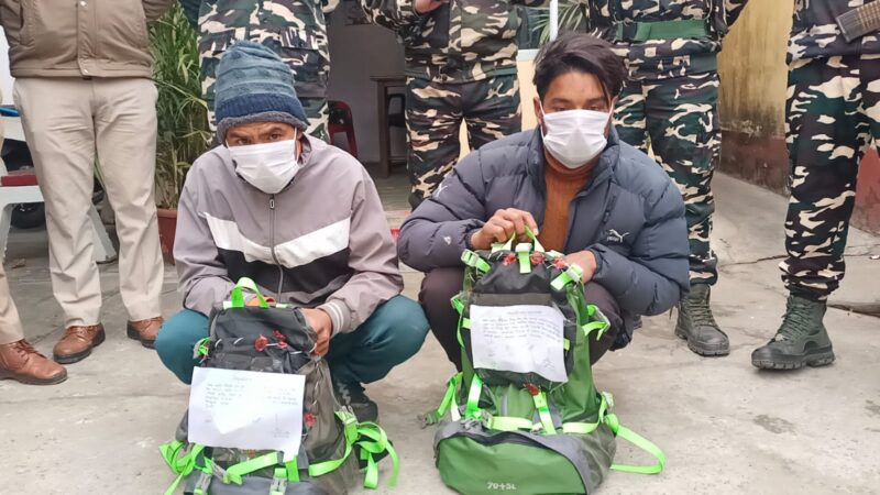 एसपी अजय गणपति के निर्देशन में नशा कारोबारियों पर लगातार कार्यवाही जारी, बनबसा पुलिस ने 06 किलो 565 ग्राम अवैध चरस के साथ 02 तस्करों को किया गिरफ्तार