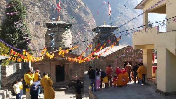बीकेटीसी ने भगवान राम मंदिर प्राण प्रतिष्ठा कार्यक्रम के मद्देनजर श्री नृसिंह मंदिर जोशीमठ श्री ओंकारेश्वर मंदिर तथा श्री योग बदरी मंदिर पांडुकेश्वर में की गयी विशेष पूजा- अर्चना, कलश यात्रा हुई आयोजित
