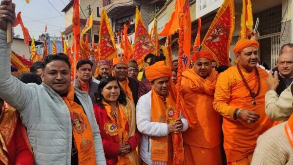 कैबिनेट मंत्री डॉ. धन सिंह रावत ने श्रीनगर से किये रामलला के वर्चुअली दर्शन, कहा – करोड़ों सनातनियों की प्रतीक्षा हुई पूर्ण, मंदिर में विराजमान हुये श्रीराम