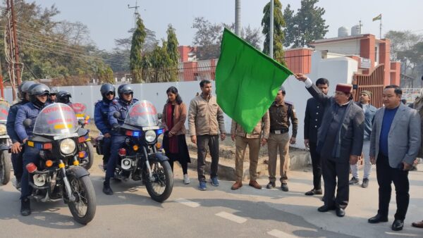 राज्यसभा सांसद नरेश बंसल की अध्यक्षता में सड़क सुरक्षा समिति की एक बैठक आयोजित, जागरूता रैली को हरी झण्डी दिखाकर किया रवाना, अधिकारियों को दिए आवश्यक दिशा निर्देश