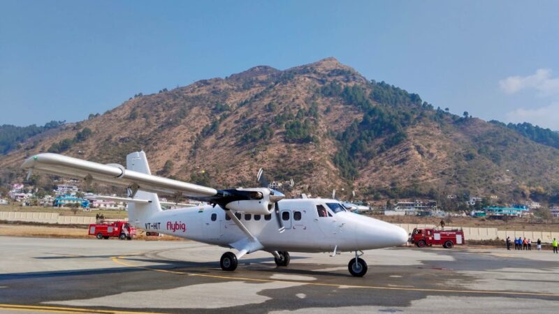 मुख्यमंत्री पुष्कर सिंह धामी ने नैनी सैनी एयरपोर्ट से पिथौरागढ़-देहरादून हवाई सेवा का किया शुभारंभ