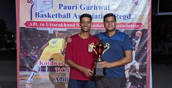 73वें जूनियर बास्केटबाल प्रतियोगिता में कोटद्वार के आर्यन और हर्षिता का हुआ चयन