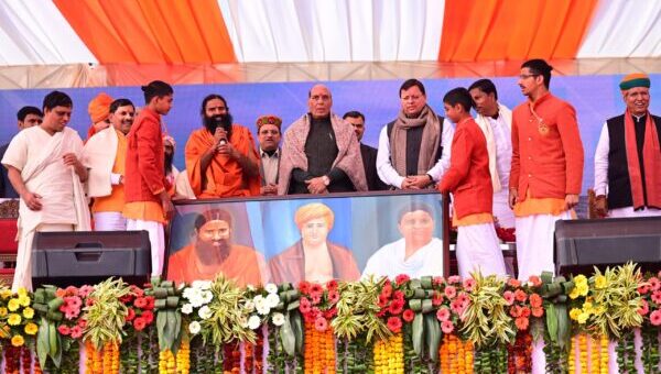 भारत की नैतिक और सांस्कृतिक विरासत को संरक्षित रखने के लिए देश में और अधिक गुरुकुल हों स्थापित