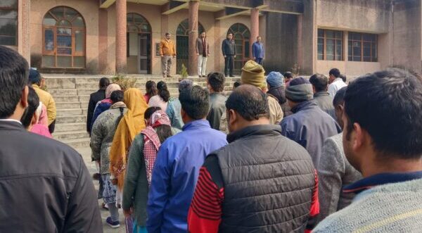 हरिद्वार : स्वतंत्रता संग्राम में प्राणों की आहुति देने वाले शहीदों को किया याद