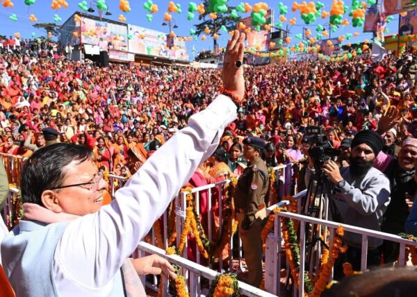 चुनाव से पहले कांग्रेसियों में भाजपाई होने की होड़, आज इन नेताओं ने थामा बीजेपी का दामन, लाइन में हैं और भी…
