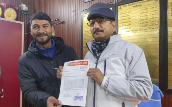 चमोली : प्राथमिक विद्यालय भीडिंग में शिक्षक की तैनाती की मांग